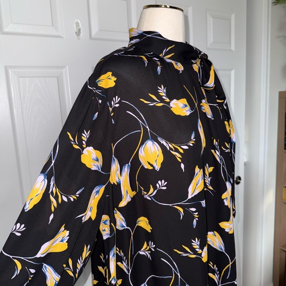 Modcloth Marvel the Masses Tie-Neck Blouse - 3X - Picture 4 of 11